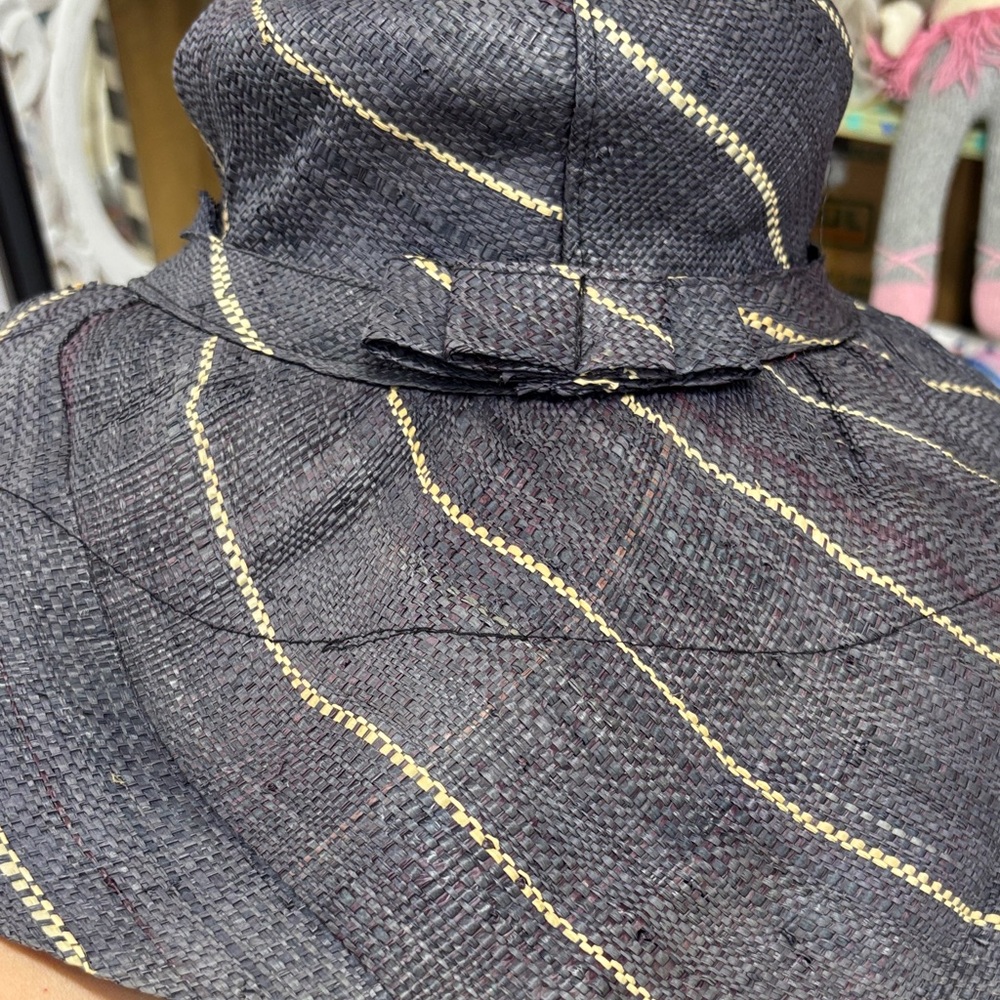 Floradora woven hat